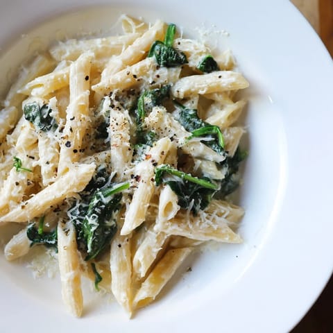 Creamy Spinach Pasta Delight