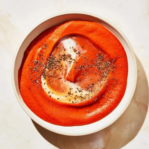 This warm, creamy Instant Creamy Marinara Hack features a rich, tomato-based sauce, ready in 10 minutes.